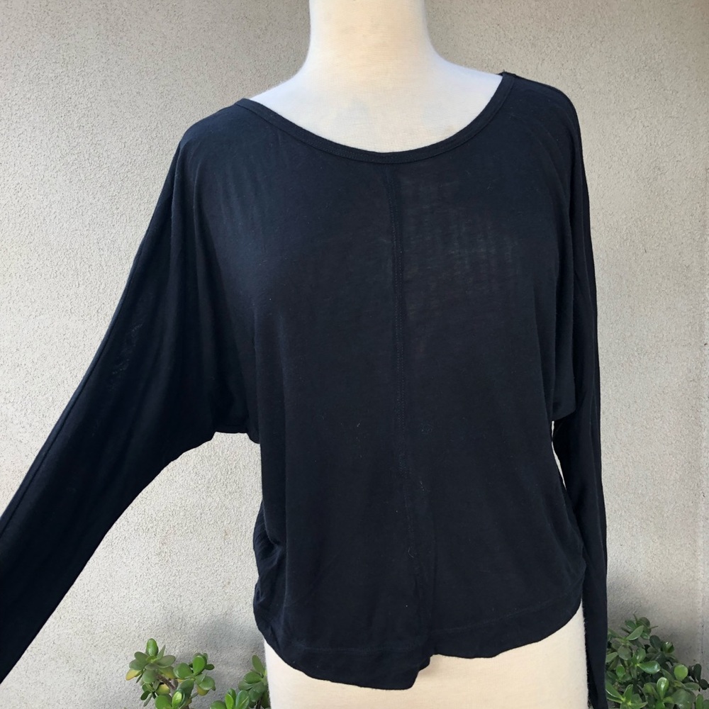 Black crop top dolman sleeves sz 2 Small Stylemint